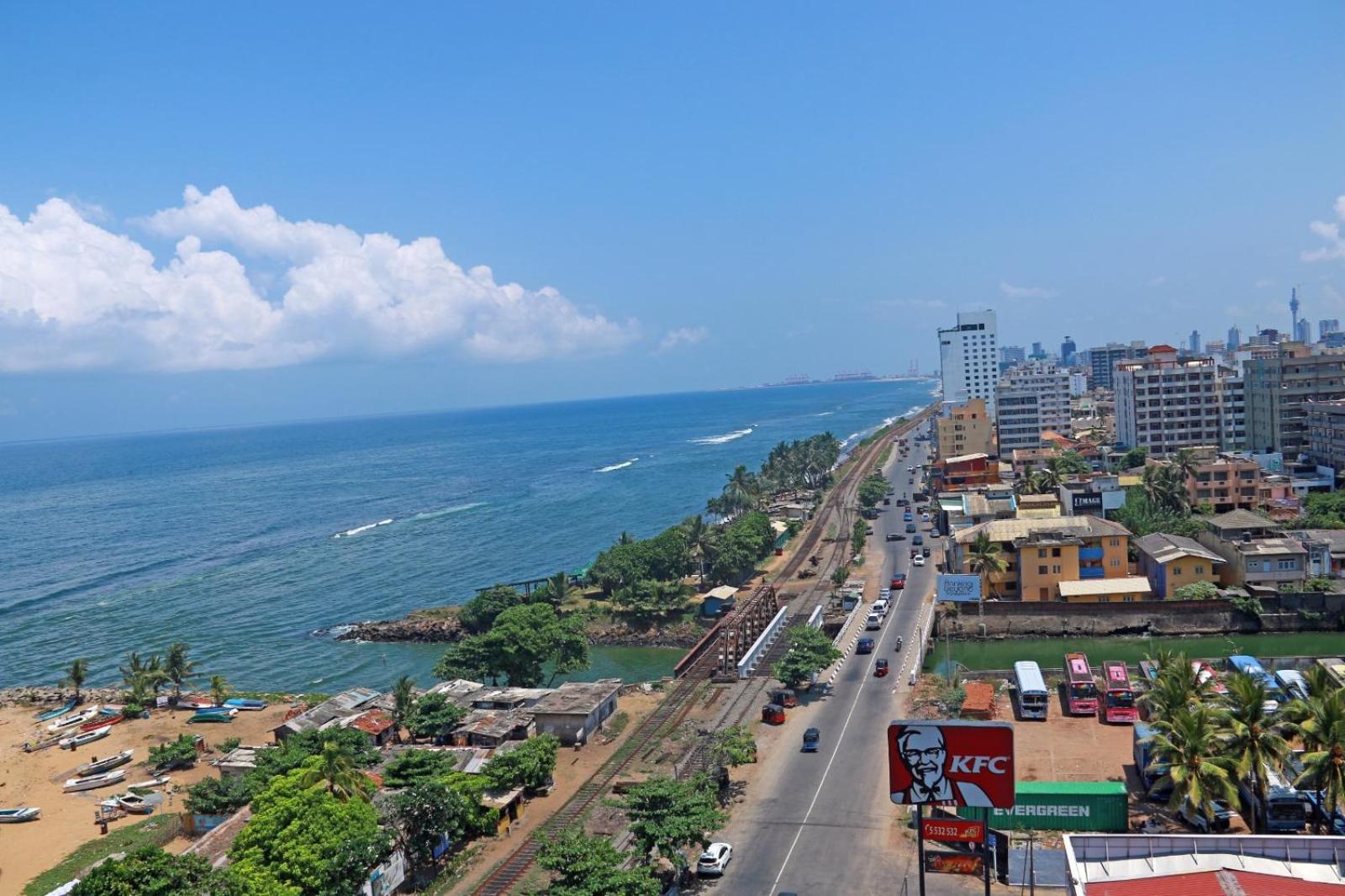 Global Towers Hotel & Apartments Colombo Luaran gambar