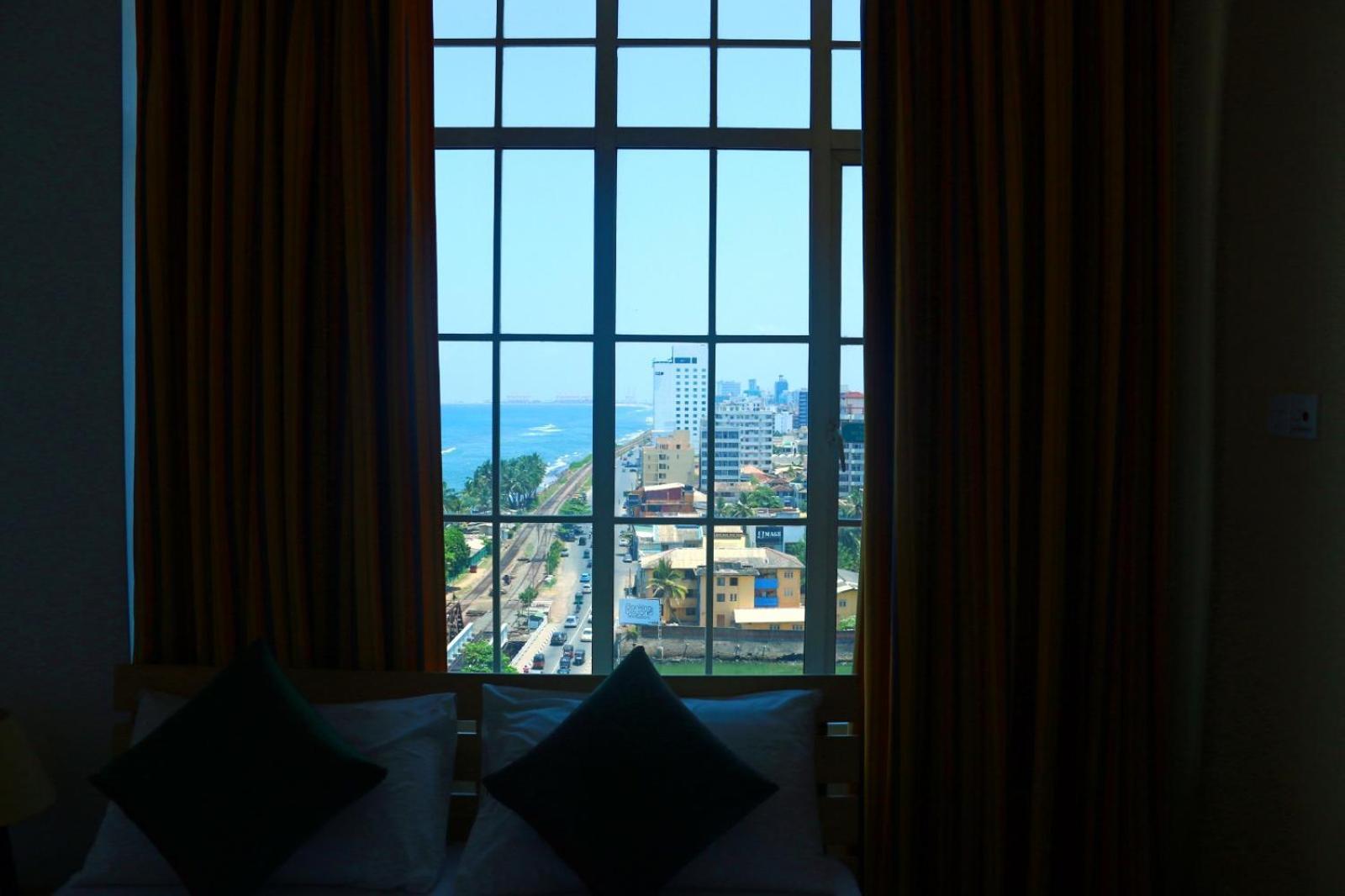 Global Towers Hotel & Apartments Colombo Luaran gambar