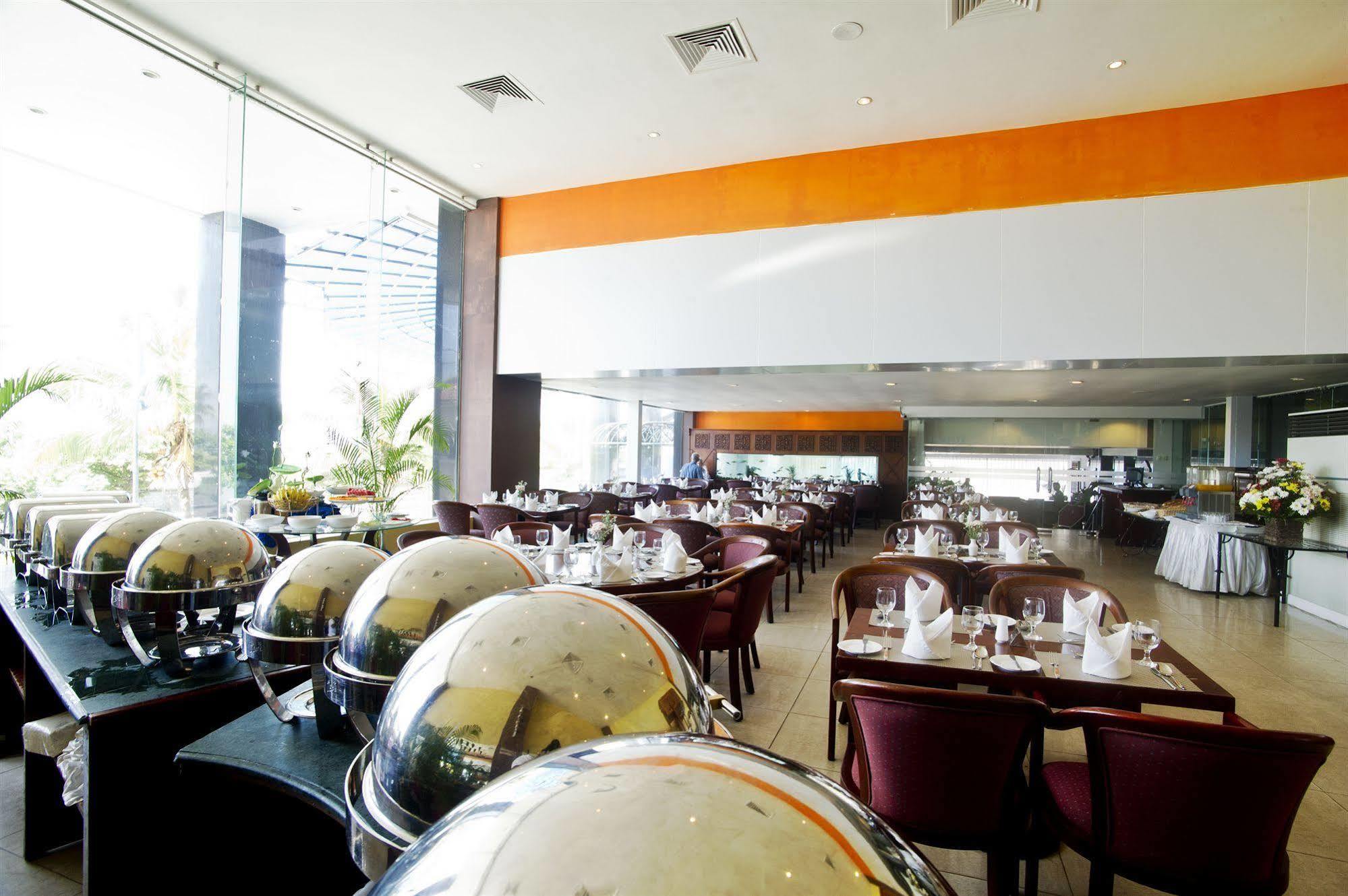 Global Towers Hotel & Apartments Colombo Luaran gambar