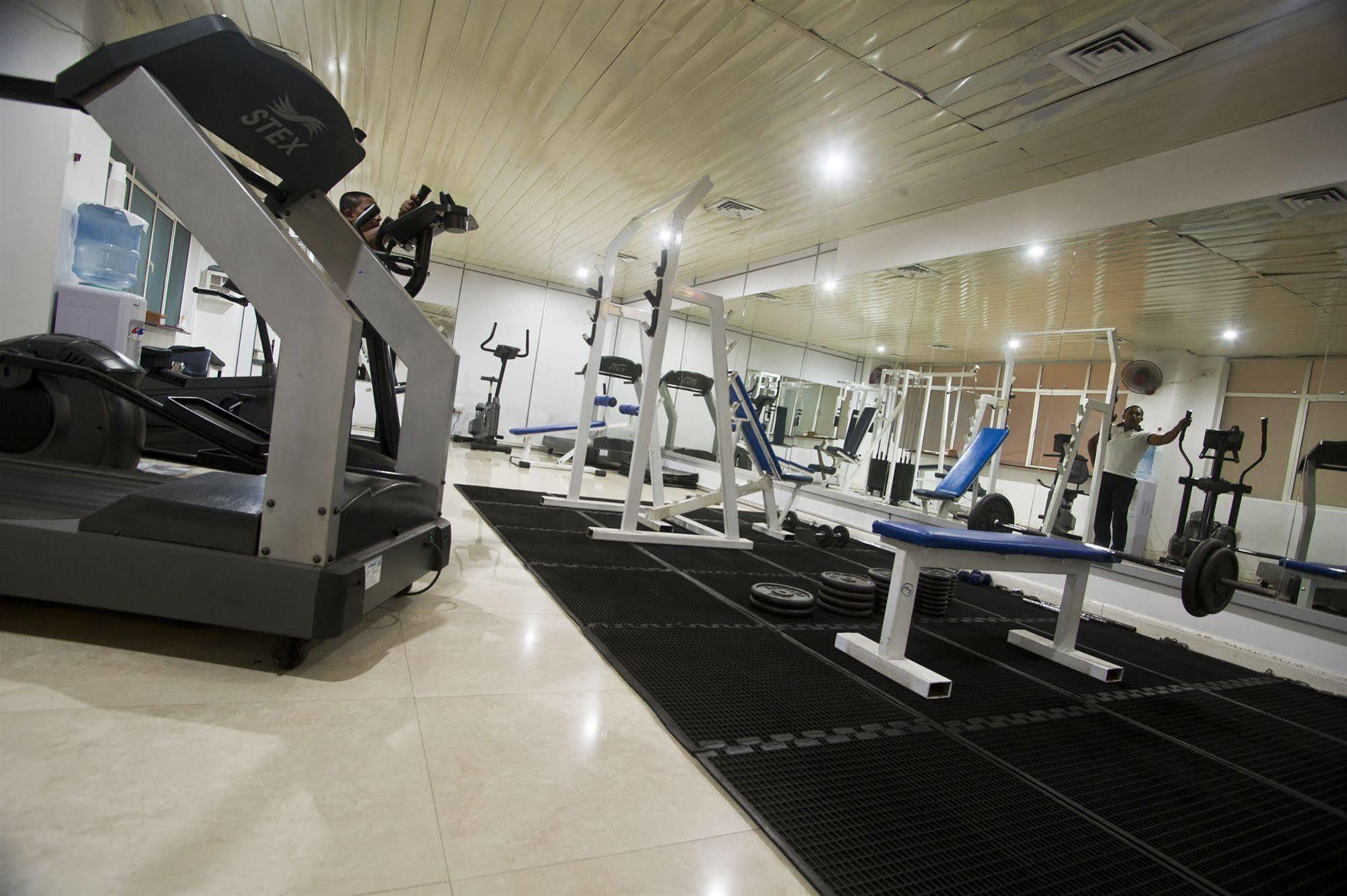 Global Towers Hotel & Apartments Colombo Luaran gambar