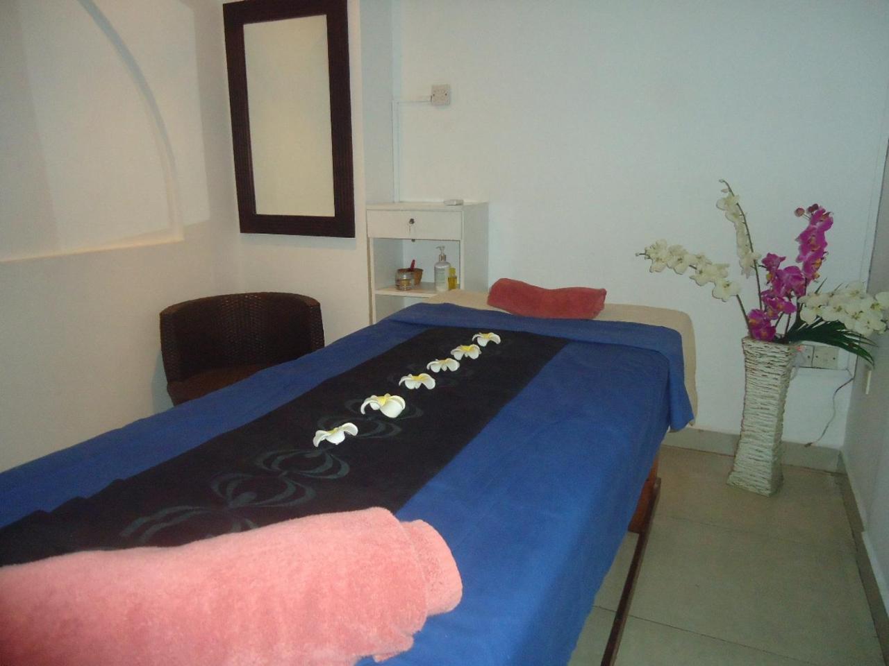 Global Towers Hotel & Apartments Colombo Luaran gambar