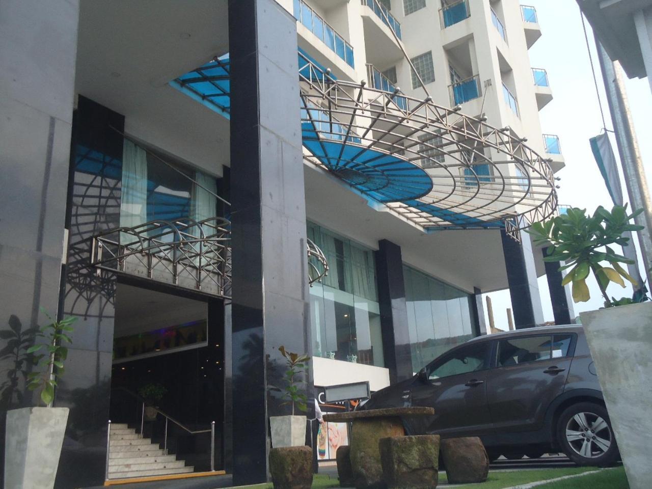 Global Towers Hotel & Apartments Colombo Luaran gambar