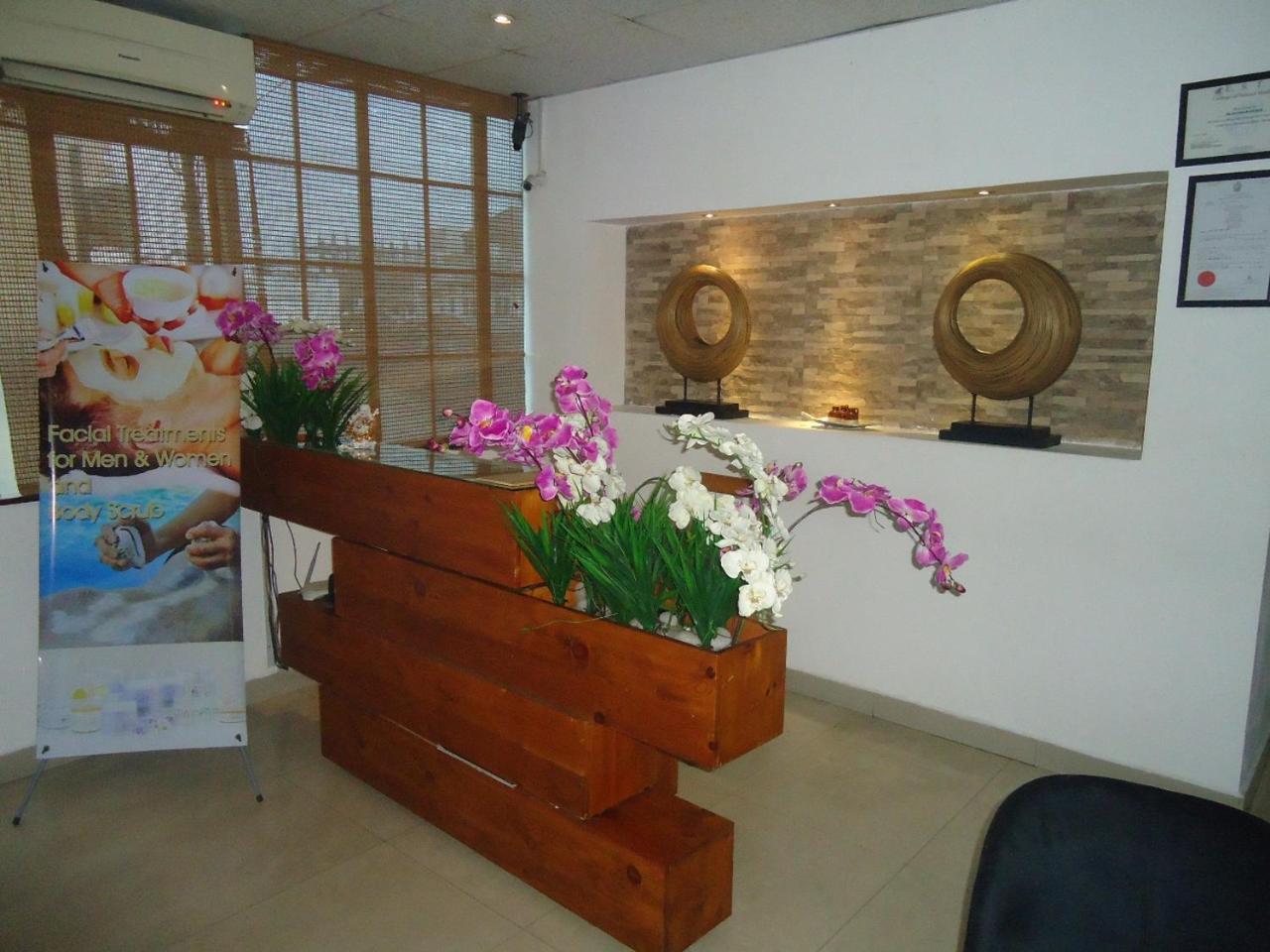 Global Towers Hotel & Apartments Colombo Luaran gambar