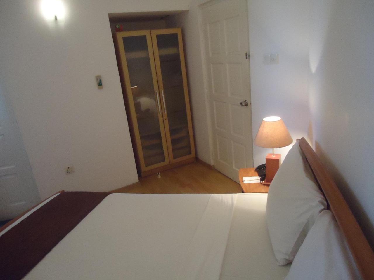 Global Towers Hotel & Apartments Colombo Luaran gambar
